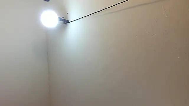 Snapshot of sarita_loven chatting on June 18, 2026, 4:44 am sarita loven online show from June 18, 2026, 4:44 am