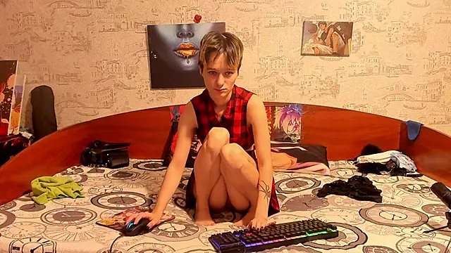 KagamiTayga online show from October 7, 2025, 2:23 am