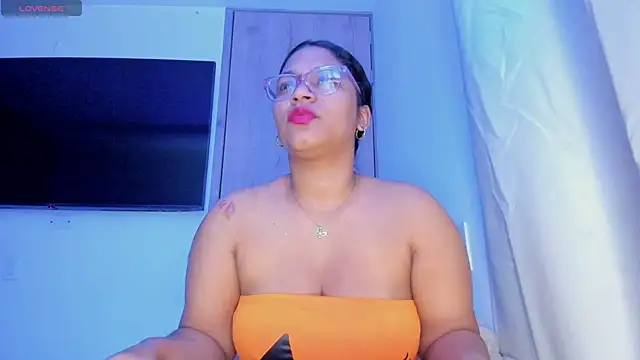 Snapshot of iriss_25 chatting on May 26, 2026, 9:29 am iriss 25 online show from May 26, 2026, 9:29 am