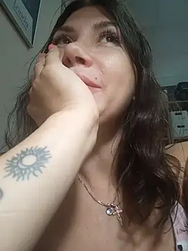 Snapshot of ROXOLANAA_SEXY chatting on July 24, 2026, 8:54 am ROXOLANAA SEXY online show from July 24, 2026, 8:54 am