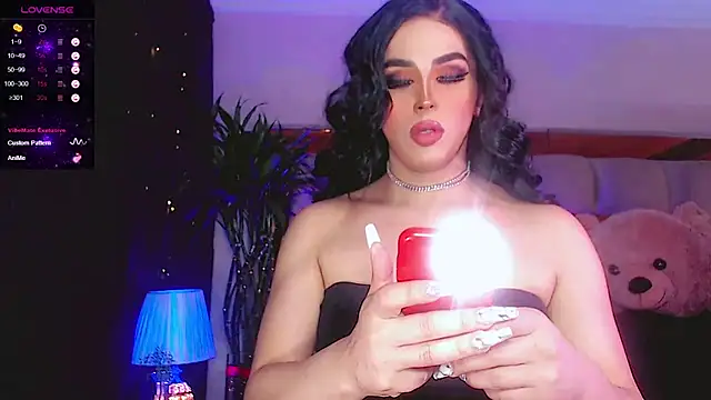 Snapshot of Sophiesweet5 chatting on February 24, 2026, 7:09 am Sophiesweet5 online show from February 24, 2026, 7:09 am