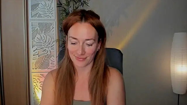 RebeccaMartinez online show from June 18, 2026, 7:18 am
