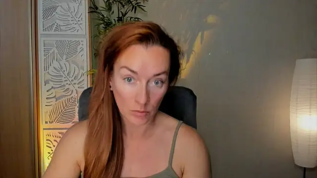 RebeccaMartinez online show from June 19, 2026, 5:35 am