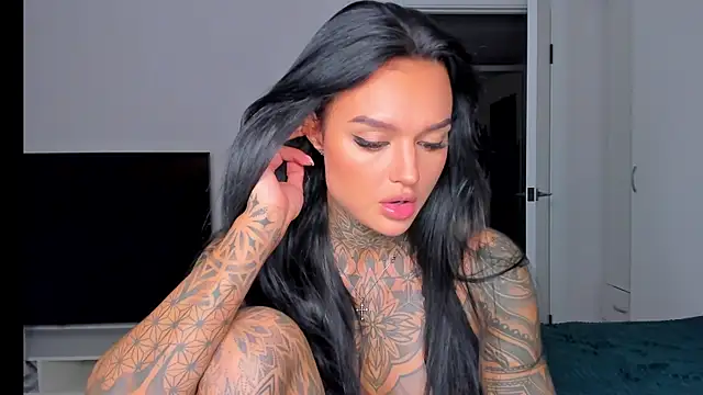 Snapshot of pantera_flashh chatting on October 7, 2025, 9:27 pm pantera flashh online show from October 7, 2025, 9:27 pm