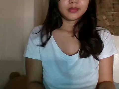 Snapshot of _smiling4u_ chatting on July 13, 2026, 1:54 pm smiling4u online show from July 13, 2026, 1:54 pm