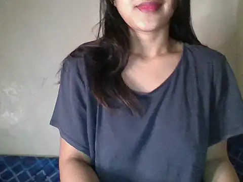 Snapshot of _smiling4u_ chatting on March 21, 2026, 8:46 pm smiling4u online show from March 21, 2026, 8:46 pm