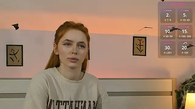 Snapshot of Phoenix_Margo chatting on October 27, 2025, 3:40 am Phoenix Margo online show from October 27, 2025, 3:40 am