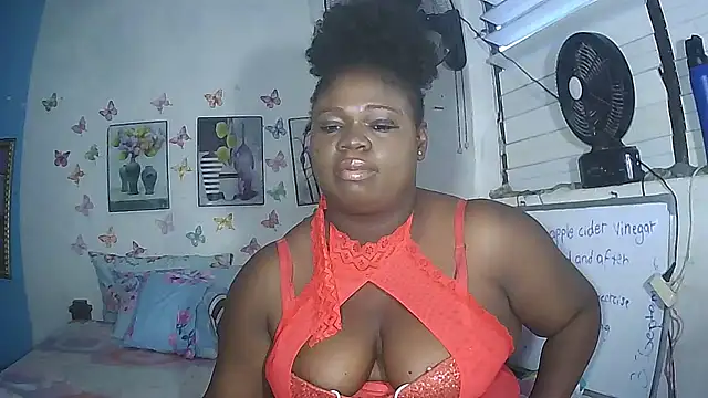 Snapshot of SherBunnyBoo87 chatting on August 3, 2026, 11:31 pm SherBunnyBoo87 online show from August 3, 2026, 11:31 pm