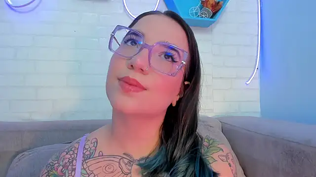 Snapshot of DEVA_BLUE_ chatting on January 23, 2025, 5:13 am DEVA BLUE  online show from January 23, 2025, 5:13 am