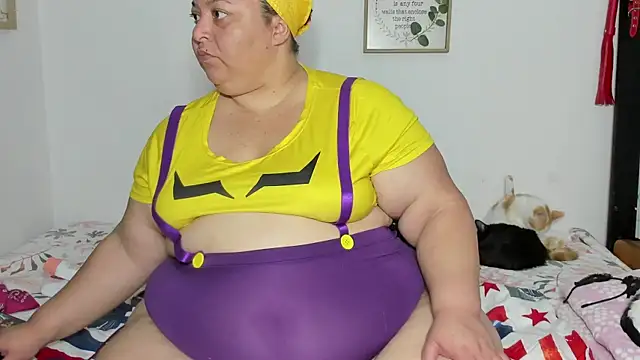 MANDY GIRL BBW online show from September 13, 2025, 9:31 am