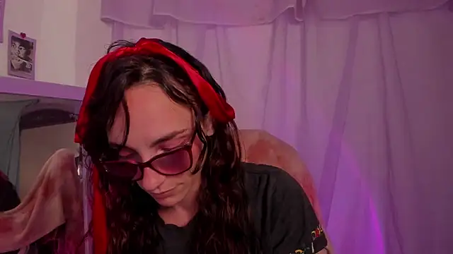  lh  online show from February 10, 2026, 3:11 pm