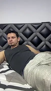 Snapshot of Rick_Diesel_ chatting on June 15, 2026, 12:22 am Rick Diesel online show from June 15, 2026, 12:22 am