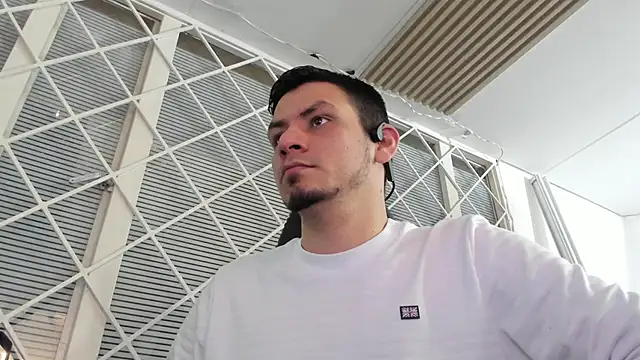 Snapshot of Rick_Diesel_ chatting on October 1, 2025, 3:33 am Rick Diesel online show from October 1, 2025, 3:33 am