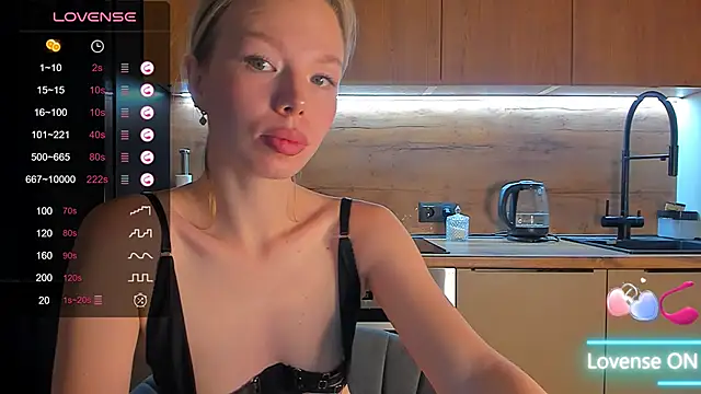 Olivia Bells online show from November 23, 2025, 9:25 pm