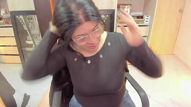 Snapshot of BellaFlaming chatting on July 30, 2026, 11:31 am BellaFlaming online show from July 30, 2026, 11:31 am