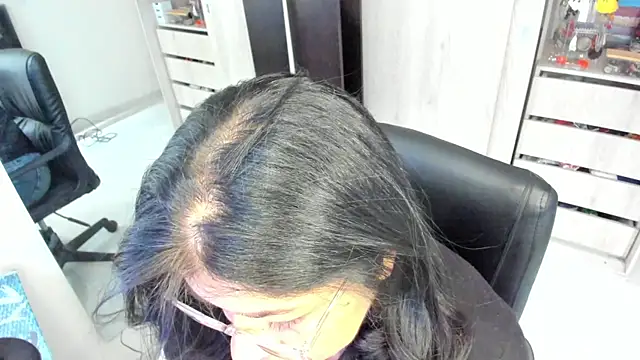 Snapshot of BellaFlaming chatting on June 27, 2026, 12:22 pm BellaFlaming online show from June 27, 2026, 12:22 pm