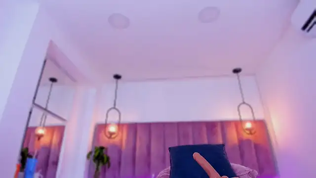 babepolly online show from April 30, 2026, 10:33 am
