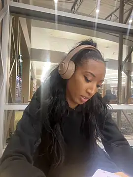 Iceblanca online show from November 11, 2025, 12:27 am