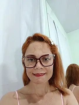Meganlola online show from April 27, 2026, 8:40 pm