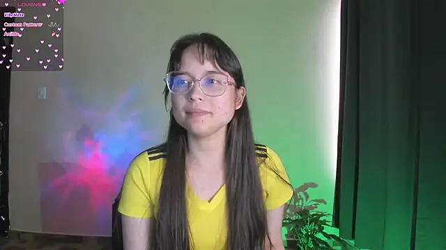 Snapshot of shantalc3rezo chatting on November 18, 2025, 8:23 pm shantalc3rezo online show from November 18, 2025, 8:23 pm