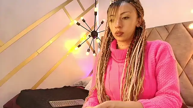 mia thompsonn  online show from July 16, 2026, 2:25 pm