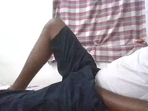 Snapshot of divi5555 chatting on February 27, 2026, 5:24 pm divi5555 online show from February 27, 2026, 5:24 pm