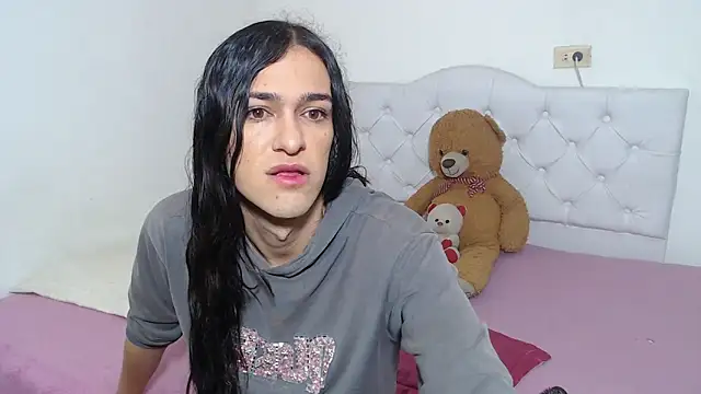 Snapshot of sweet1Girl chatting on June 13, 2026, 12:03 pm sweet1Girl online show from June 13, 2026, 12:03 pm
