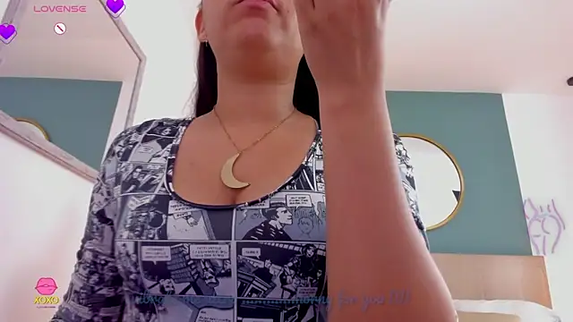 Snapshot of lucy_blue28 chatting on May 11, 2026, 1:45 pm lucy blue28 online show from May 11, 2026, 1:45 pm