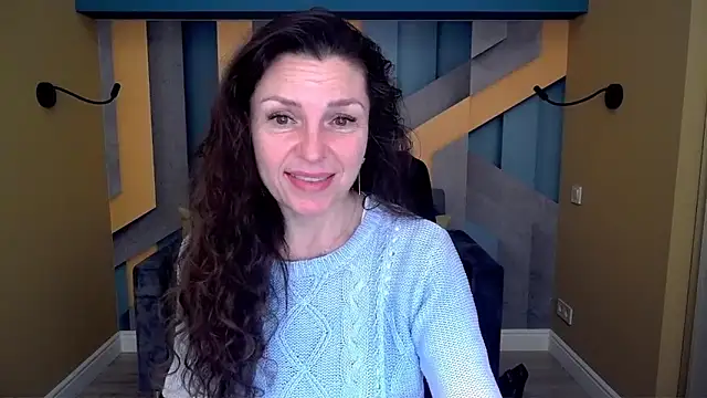 Snapshot of EllaLong chatting on February 27, 2026, 12:27 pm EllaLong online show from February 27, 2026, 12:27 pm