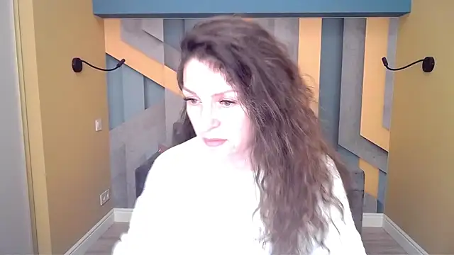 Snapshot of EllaLong chatting on February 14, 2026, 12:27 pm EllaLong online show from February 14, 2026, 12:27 pm