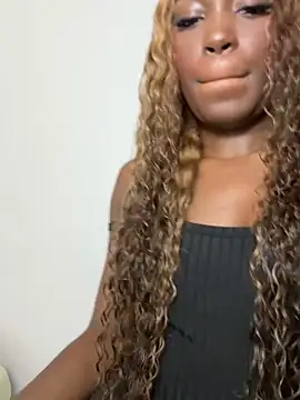 Snapshot of NaiaGils chatting on February 23, 2026, 12:28 pm NaiaGils online show from February 23, 2026, 12:28 pm