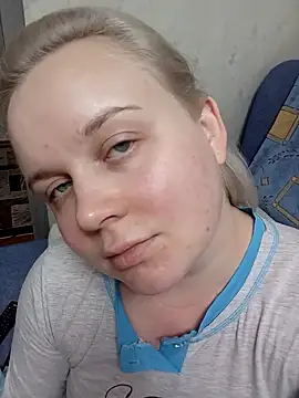 Snapshot of Karolina_love_ chatting on September 17, 2025, 9:39 pm Karolina love online show from September 17, 2025, 9:39 pm