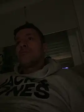 Snapshot of Adis1984Ger chatting on February 18, 2025, 9:53 pm Adis1984Ger online show from February 18, 2025, 9:53 pm