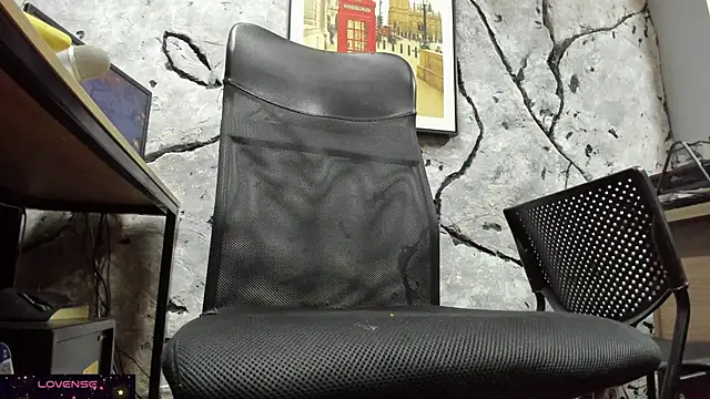 Maxi TheBigDaddy online show from November 13, 2025, 11:47 am