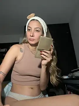 DanikRosse online show from October 20, 2025, 4:36 am