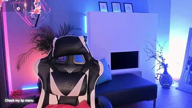 Megan inked online show from December 14, 2025, 3:02 am