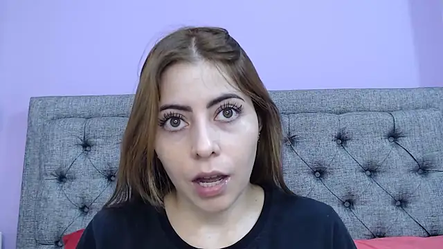 Snapshot of LilaSuni chatting on November 24, 2025, 2:06 pm LilaSuni online show from November 24, 2025, 2:06 pm