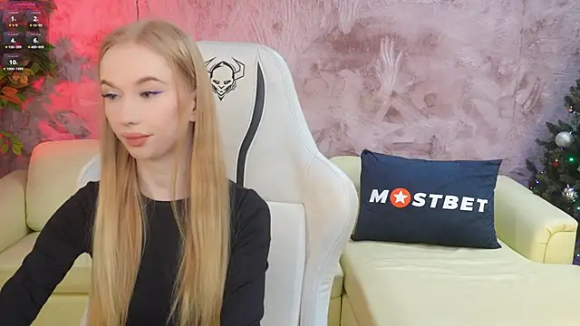 Amelia Blaze online show from December 13, 2024, 7:36 am