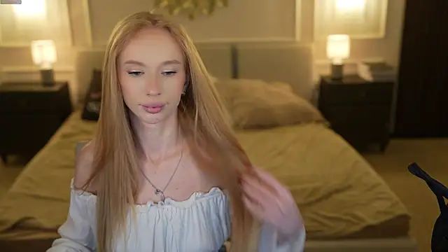 Amelia Blaze online show from November 4, 2025, 3:54 am