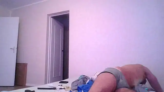 sebcucold online show from May 19, 2026, 6:26 pm