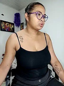 Snapshot of chalohott chatting on October 18, 2025, 6:59 am chalohott online show from October 18, 2025, 6:59 am