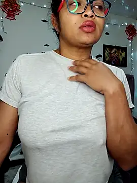 chalohott online show from December 15, 2025, 10:10 am