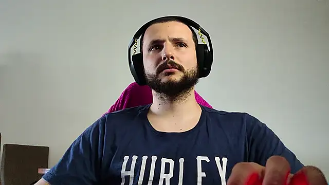 iurytx online show from October 9, 2025, 7:47 pm