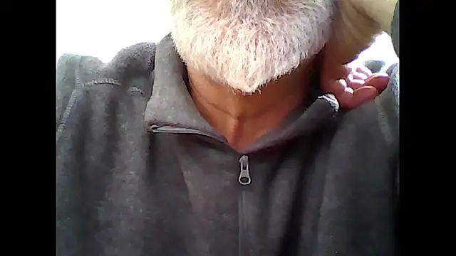 xcimeru online show from November 7, 2025, 2:43 pm