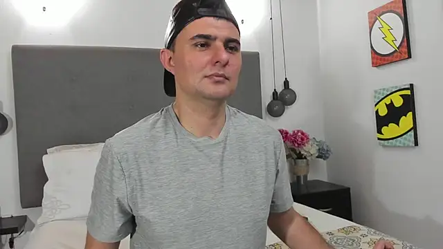 andrhes baby online show from November 16, 2025, 9:08 pm