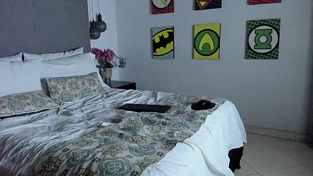 andrhes baby online show from October 20, 2025, 1:18 am