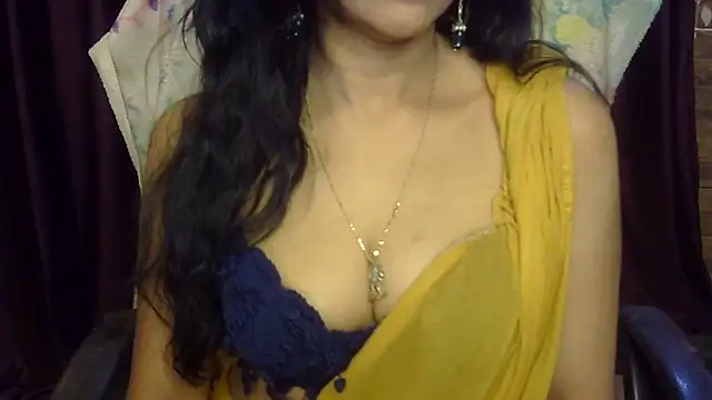 Snapshot of iam-moni2 chatting on June 18, 2026, 1:49 pm iam-moni2 online show from June 18, 2026, 1:49 pm