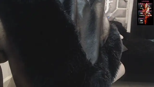 Snapshot of toxxxic_cams chatting on October 20, 2025, 5:53 am toxxxic cams online show from October 20, 2025, 5:53 am