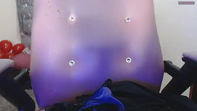 toxxxic cams online show from June 17, 2026, 7:08 am