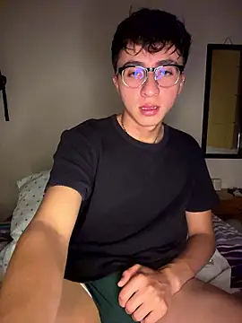 Snapshot of CamiRojas_boy chatting on August 3, 2026, 3:47 am CamiRojas boy online show from August 3, 2026, 3:47 am